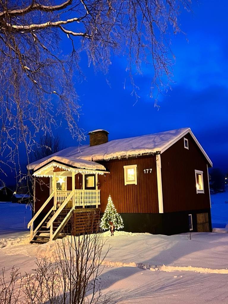 Super Cosy Cottage In Heart Of Dalarna Vastra Fors Exterior foto